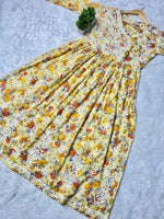 Load image into Gallery viewer, Gulfam Side Choli Mul Mul Gown
