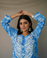 Load image into Gallery viewer, Zainab Chikankari Mulmul Straight Kurti Jordy Blue
