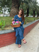 Load image into Gallery viewer, Sona Chanderi Chikan Kurti Set
