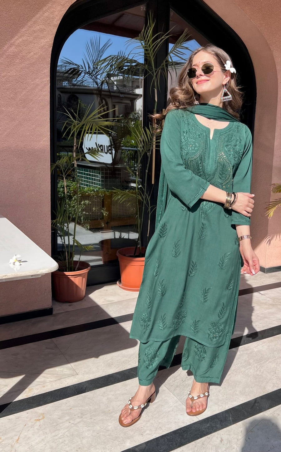 Kalira Rayon Mukaish Chikankari Kurti Set