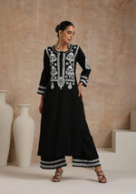 Load image into Gallery viewer, Sahiba Mul Cotton Kurti Pallazo Set
