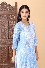 Load image into Gallery viewer, Zainab Chikankari Mulmul Straight Kurti
