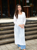 Load image into Gallery viewer, Mrunal Viscose Chikankari Kurti