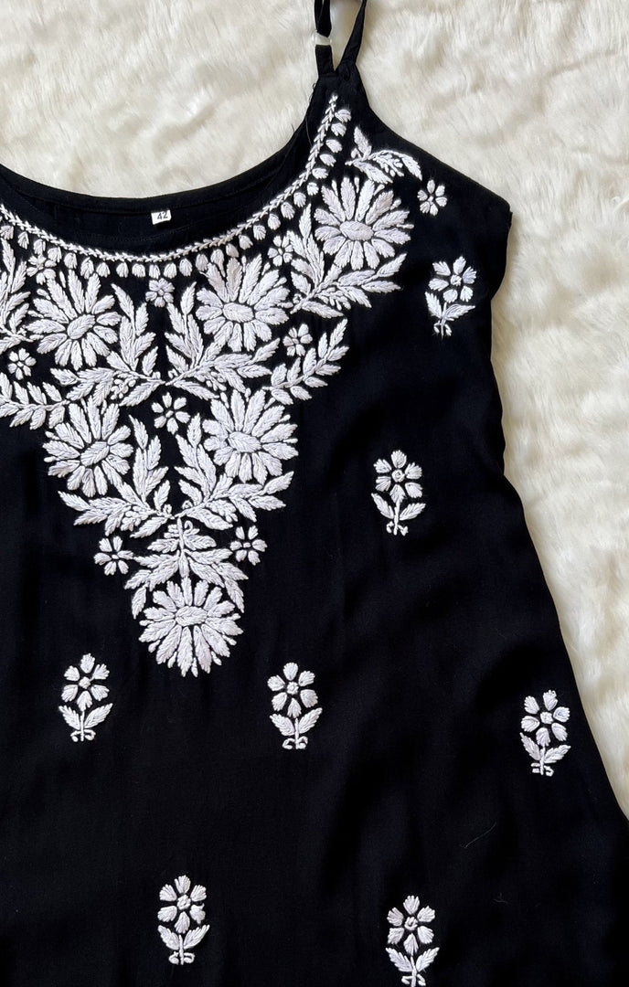 Anushka Noodle Chikankari Kurti
