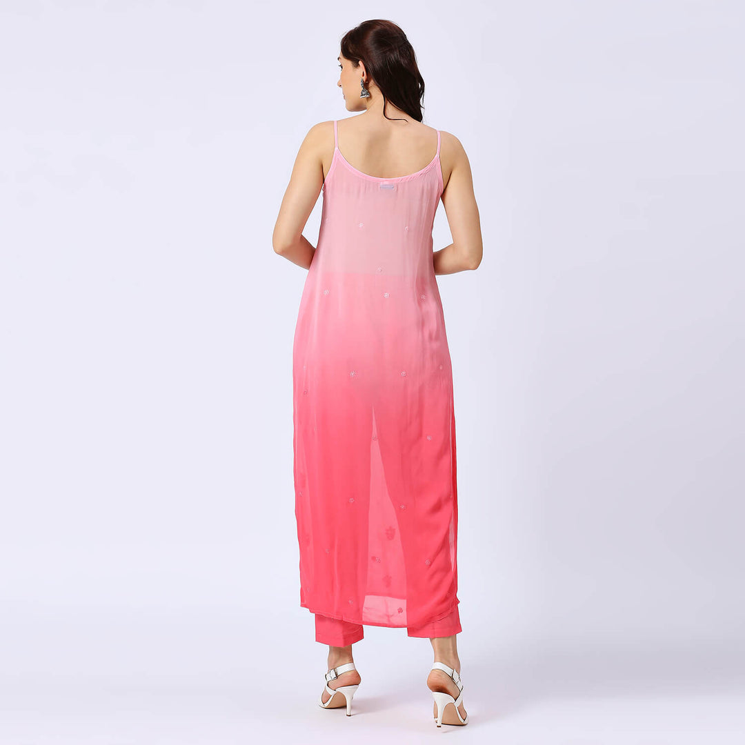 Viscose 3D Sleeveless Designer Kurti - The Lucknowi Chikan 