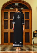 Load image into Gallery viewer, Sahiba Mul Cotton Kurti Pallazo Set
