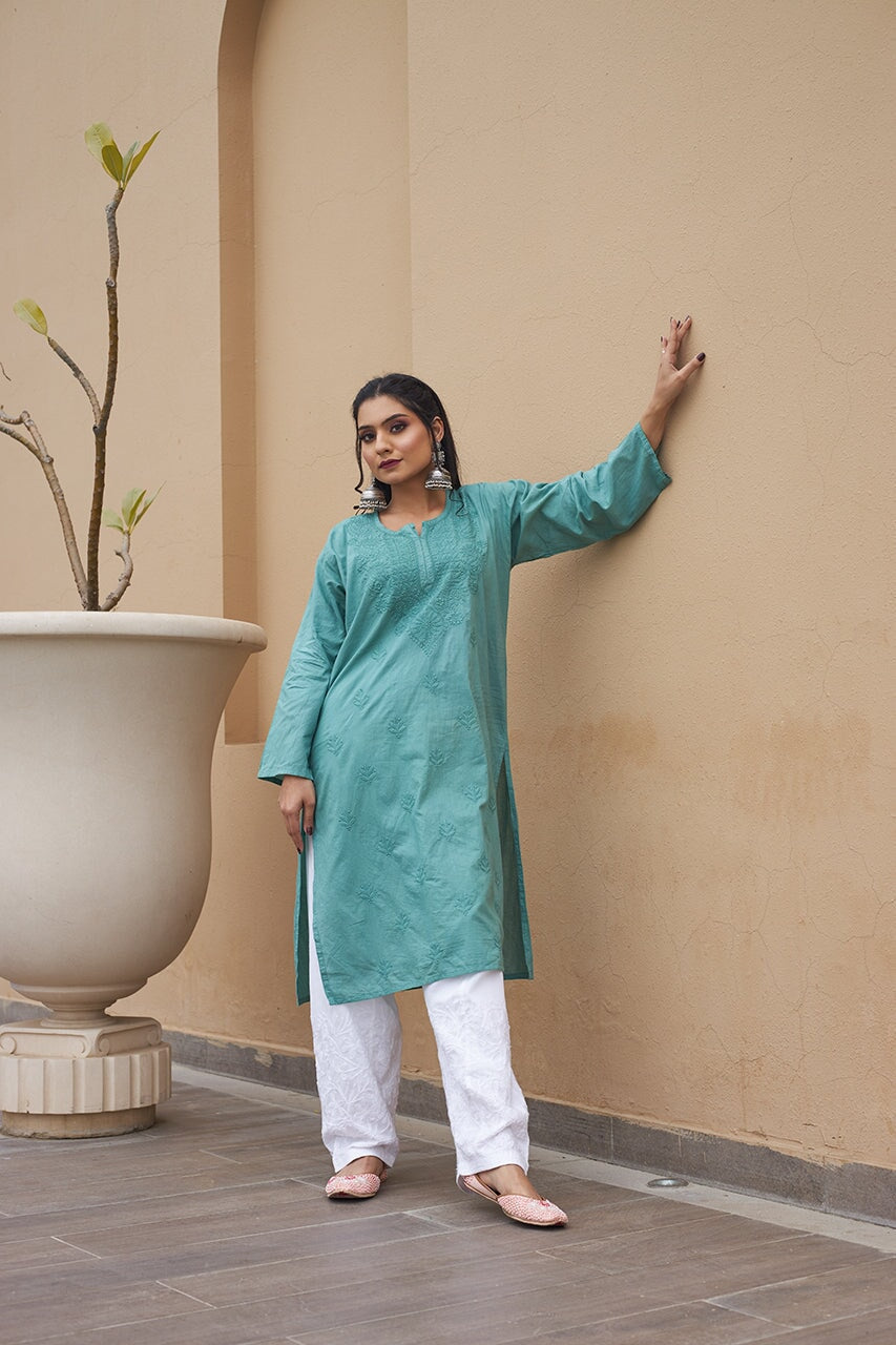 Kanak Cotton Aari Kurti