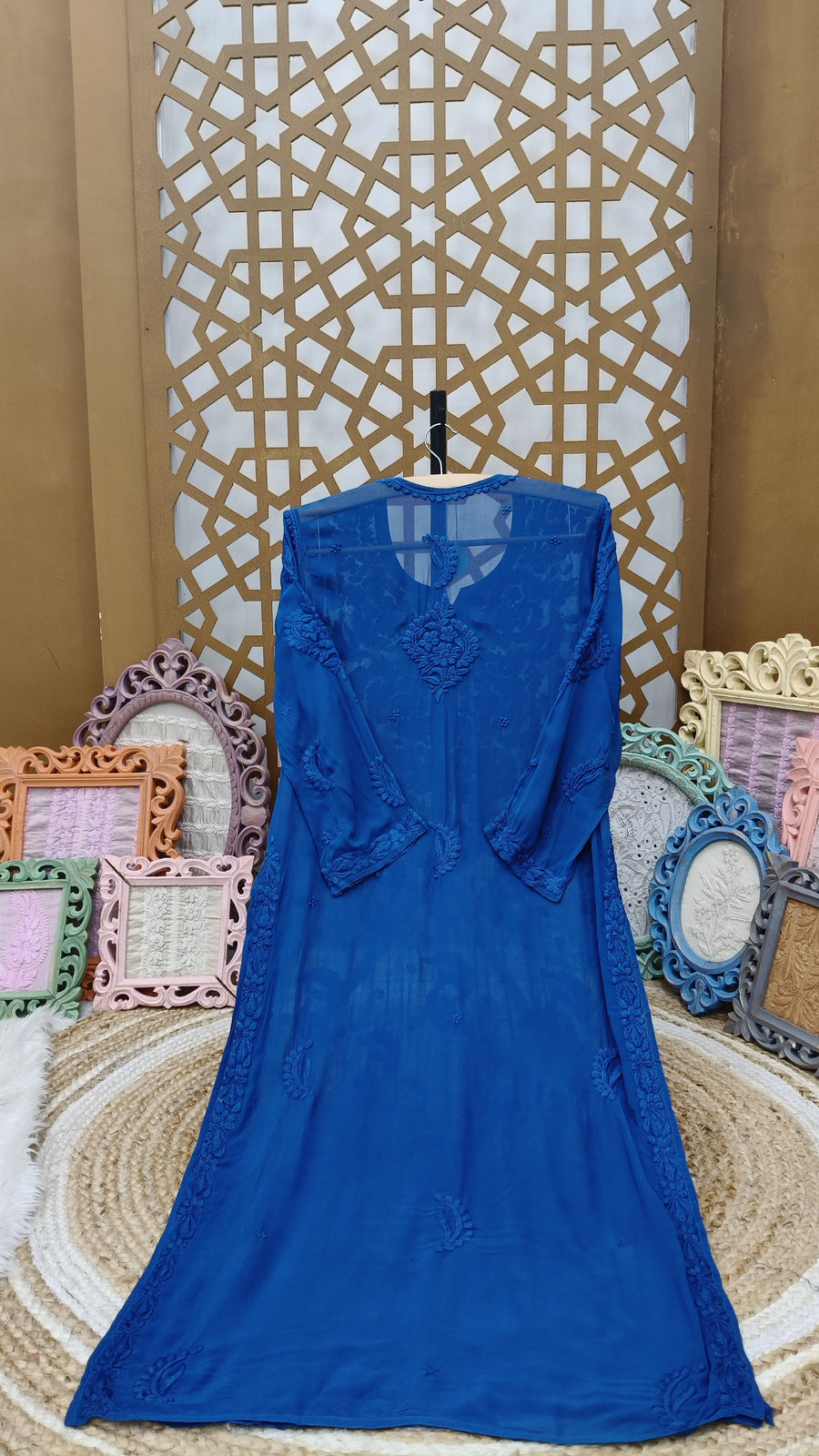 Vranda Pure Viscose 3D Chikankari Kurti