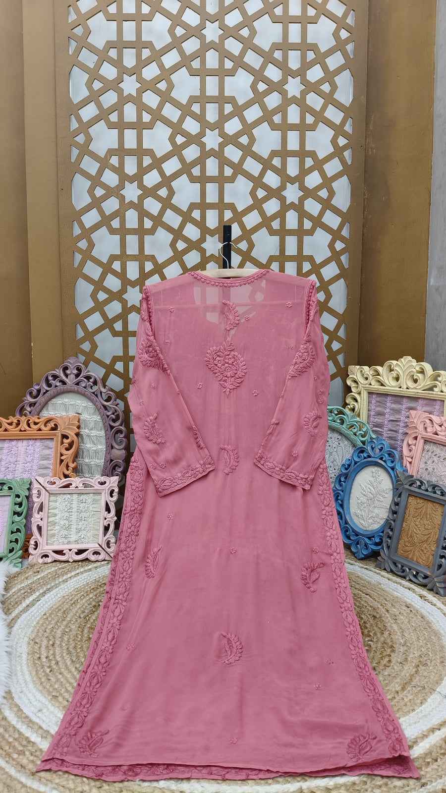 Vranda Pure Viscose 3D Chikankari Kurti