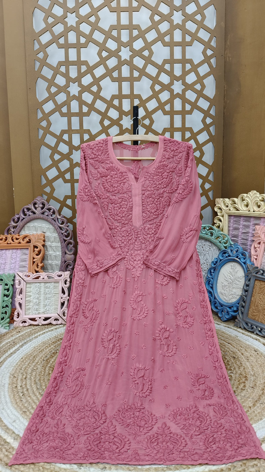 Vranda Pure Viscose 3D Chikankari Kurti