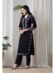 Sadiya Duel Thread Rayon Chikankari Kurti - The Lucknowi Chikan 