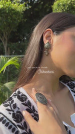 Load and play video in Gallery viewer, Pratha 3D Chikankari Muslin Kurta
