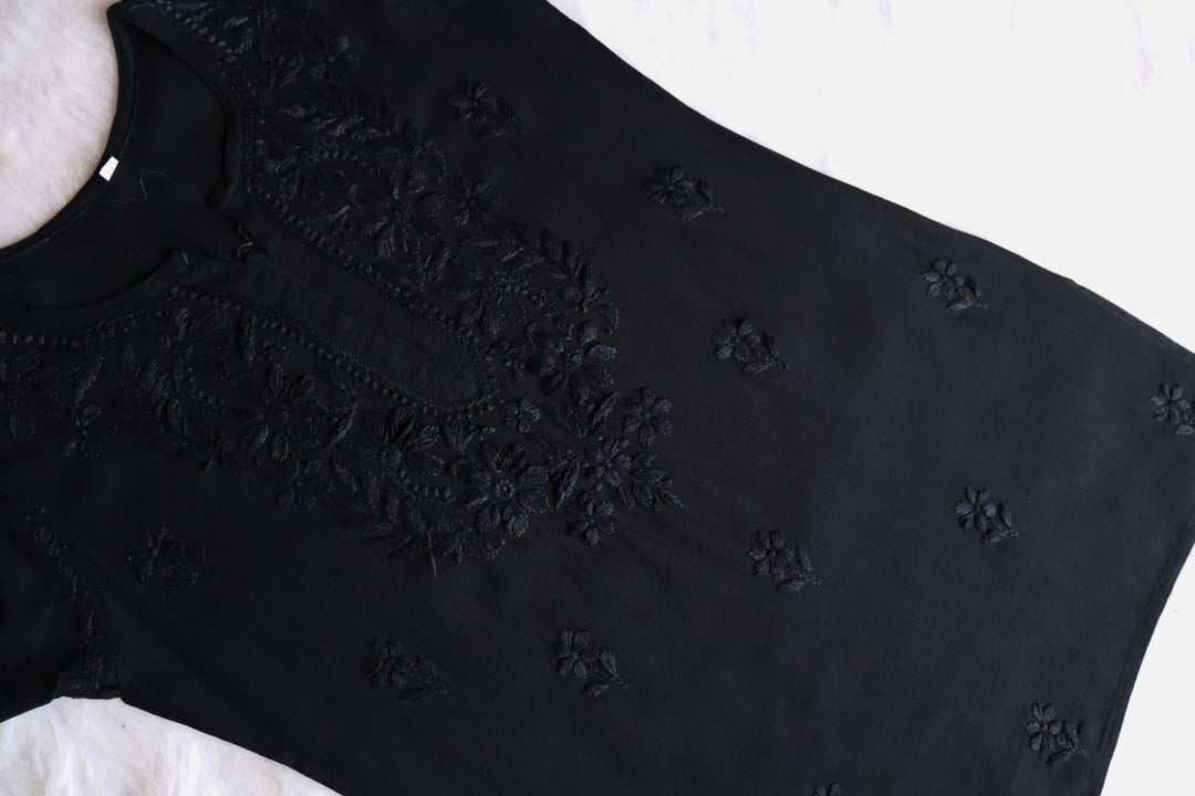 Vibha Ombre Chikankari Short Top