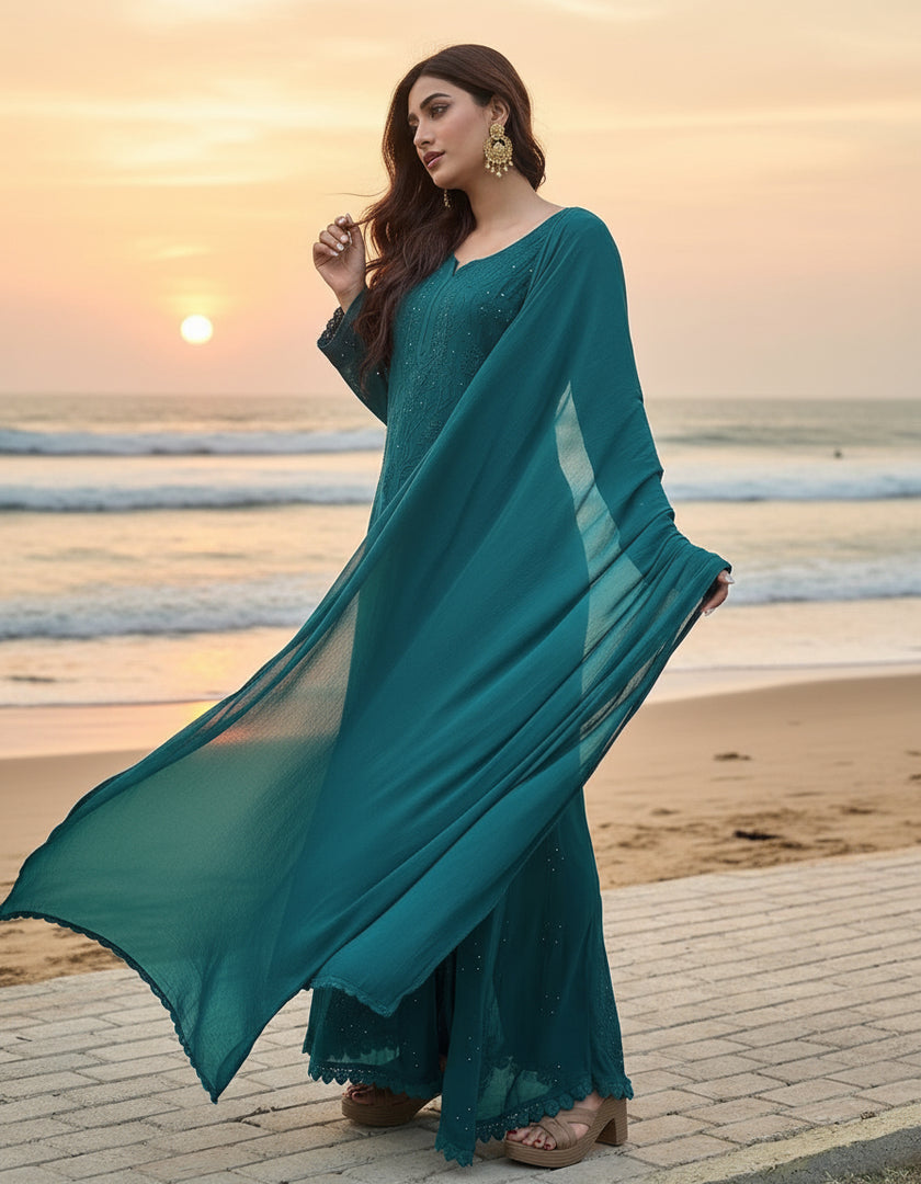 Avneet Kaur Mukaish Patiala Set