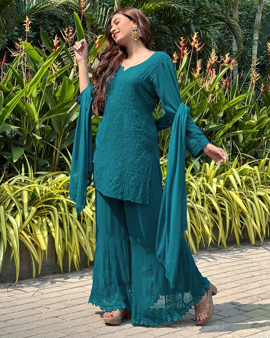 Avneet Kaur Mukaish Patiala Set