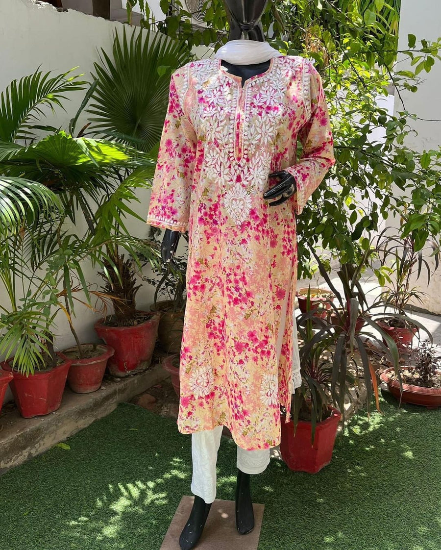 Aadat Mulmul Straight Chikankari Kurti Pink