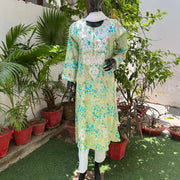 Aadat Mulmul Straight Chikankari Kurti