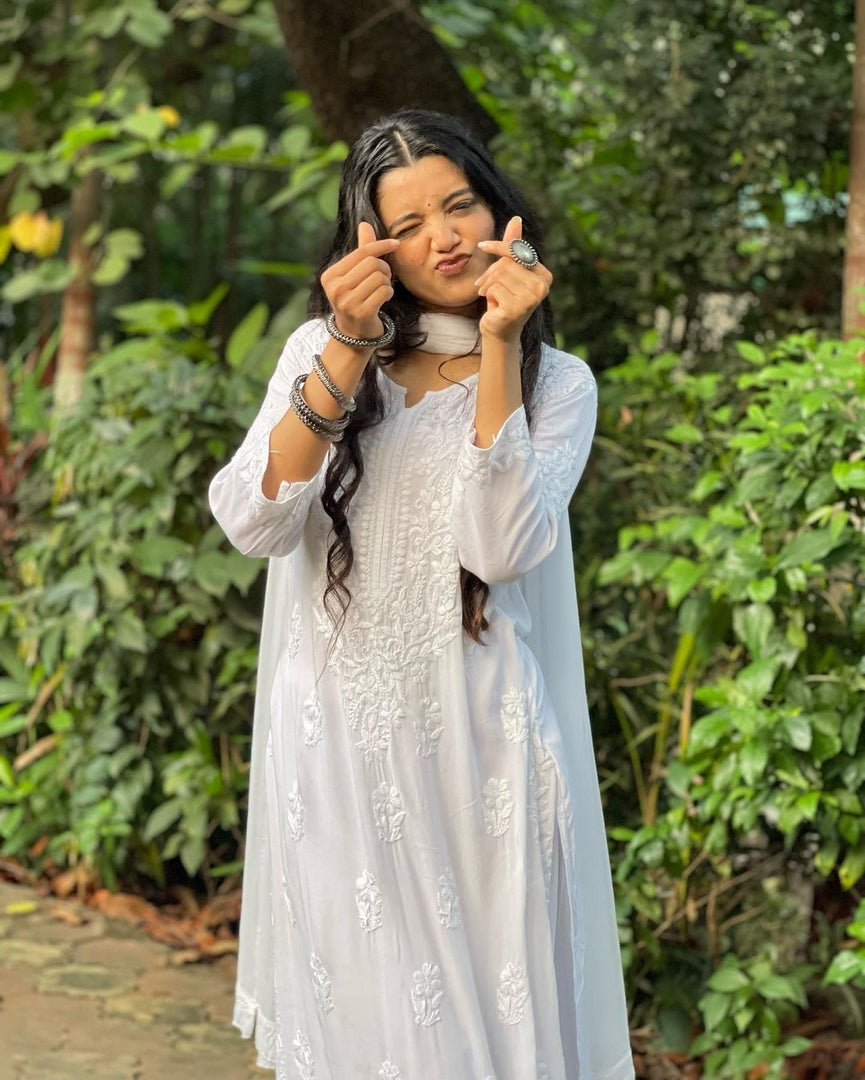 Ada Modal Chikankari Kurti