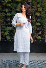 Load image into Gallery viewer, Hayat Chikankari Kurti Set