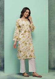 Dilkash Floral Mul-Mul Chikankari Kurti